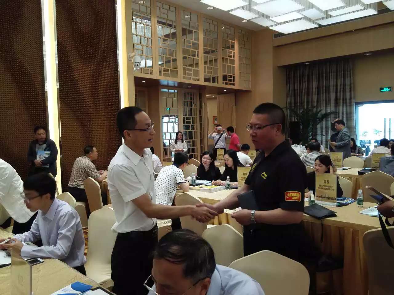 吉林省各大高校、南海區(qū)行政企事業(yè)單位領(lǐng)導(dǎo)蒞臨我司參觀考察